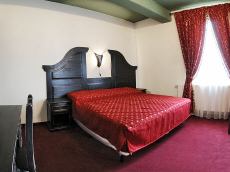 hotel pokoje noclegi wypoczynek restauracja konferencje imprezy okolicznościowe KASZTEL Polska