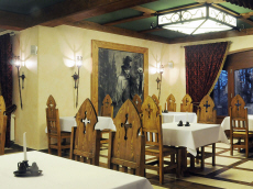 hotel pokoje noclegi wypoczynek restauracja konferencje imprezy okolicznościowe KASZTEL Polska