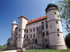 hotel pokoje noclegi wypoczynek restauracja konferencje imprezy okolicznościowe KASZTEL Polska